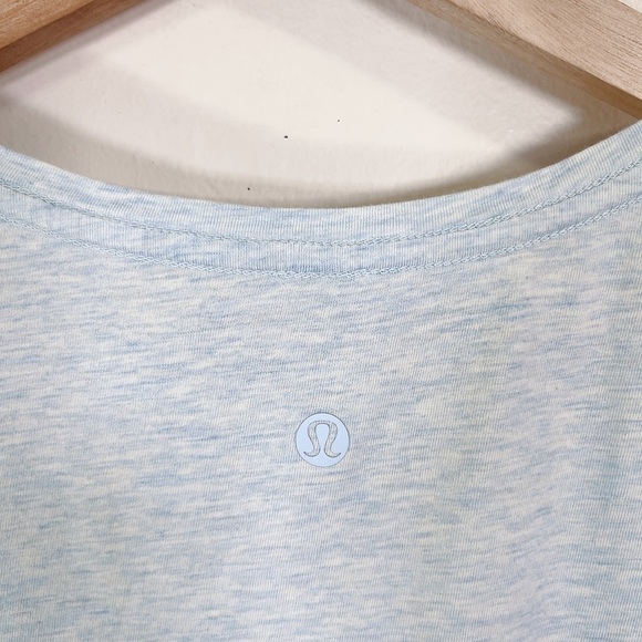 Lululemon Love Tee Short Sleeve Heathered Blue Linen - Picture 12 of 13